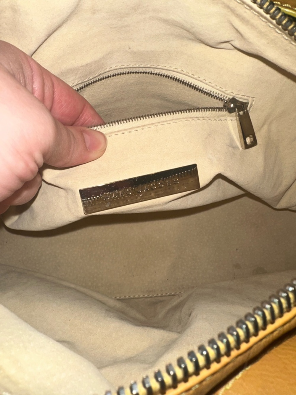 Vintage Marc Jacobs Leather Satchel with Front Pockets - Picture 8 of 12
